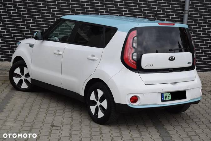 Kia Soul EV - 5