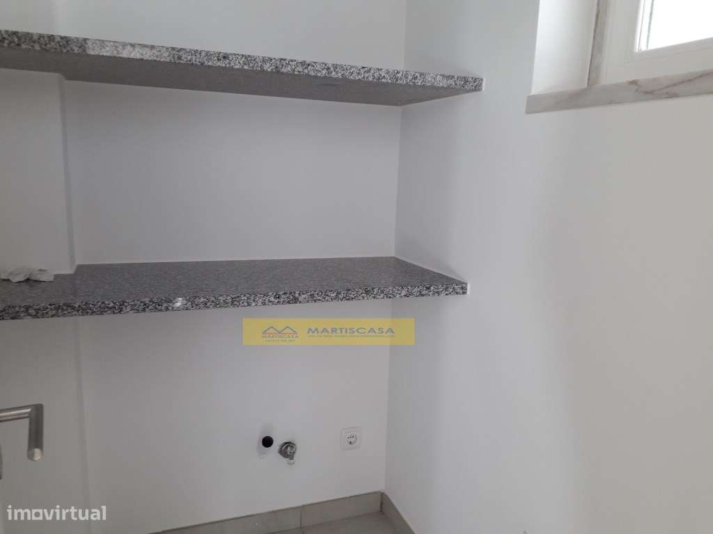 Moradia T3+1 Centro Ericeira/VISTA MAR - OFERTA ESCRITURA E REGISTOS-26