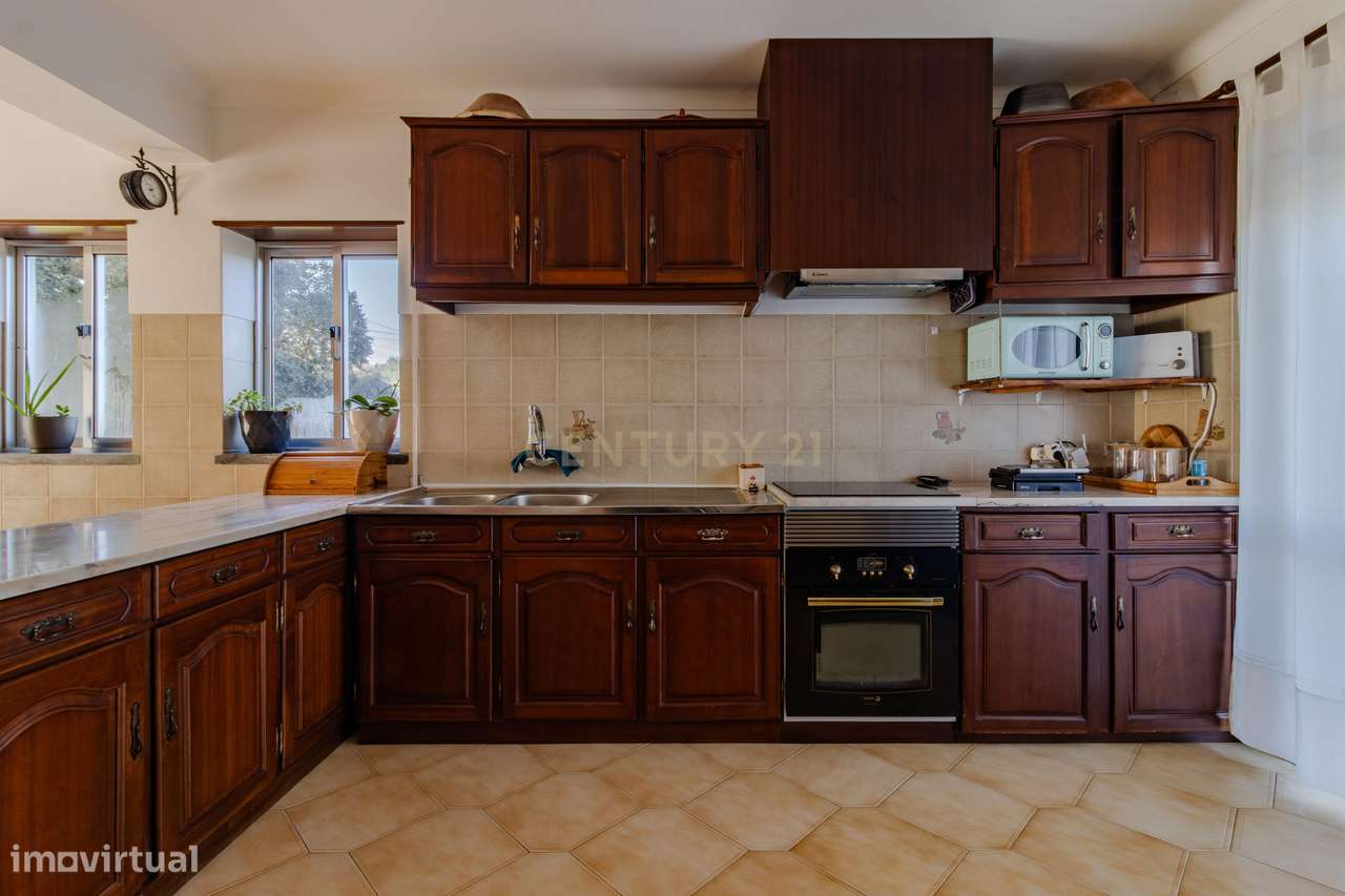 Moradia T6 com 4 pisos e terreno de 2.000m2 em Boleiros - Fátima - Grande imagem: 5/36