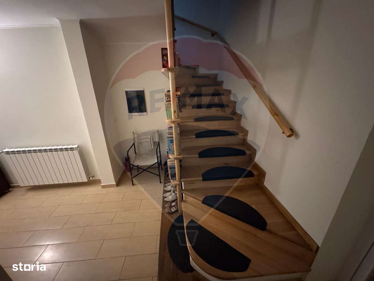 Casă / Vilă cu 6 camere de vânzare în zona Darmanesti-11