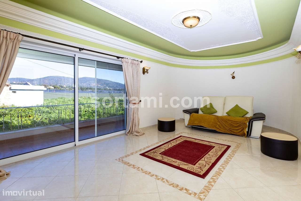 Moradia Isolada T4 Venda em Santa Bárbara de Nexe,Faro - Grande imagem: 2/33