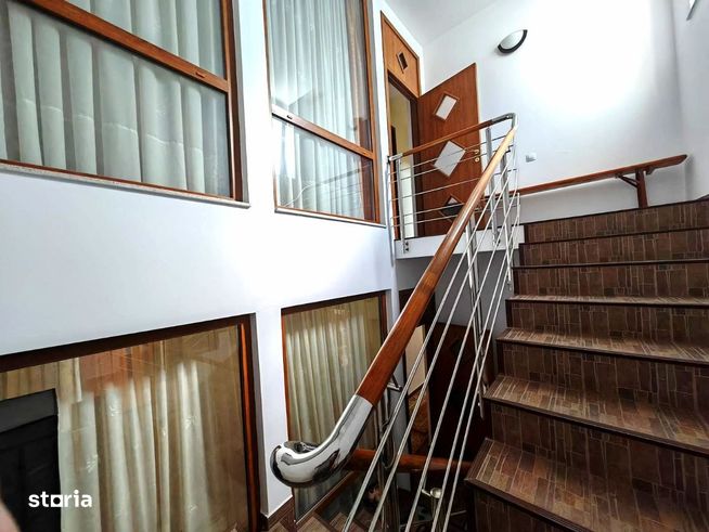 Imobil ideal pentru relocare afacere, zona Medicina Veche.-12