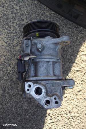 Compresor clima BMW F30 motor 2.0 6452929932804 compresor clima F31 - 2