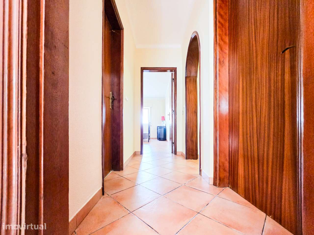 Andar de Moradia T3 com jardim na Quinta do Conde-17