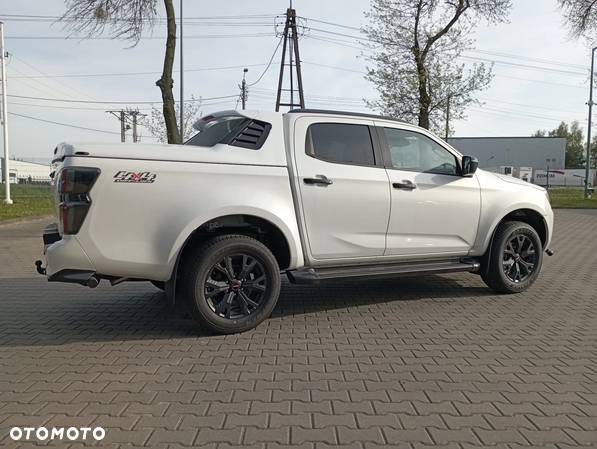 Isuzu D-Max 1.9 DC LSE - 8