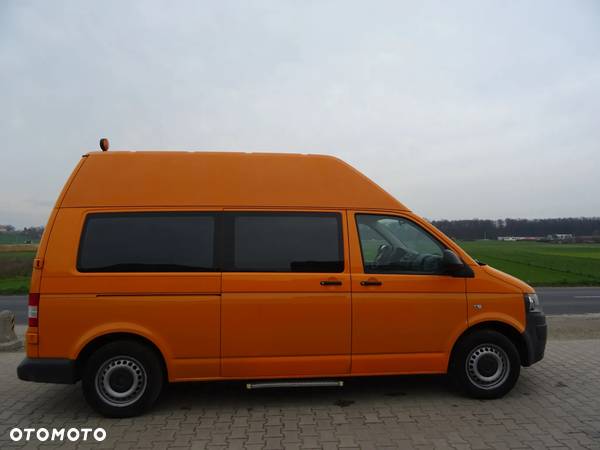 Volkswagen Transporter - 2