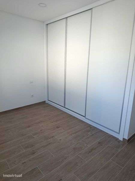 Moradia T1 Nova | com estacionamento  | 10 minutos do centro de viseu - Grande imagem: 4/5