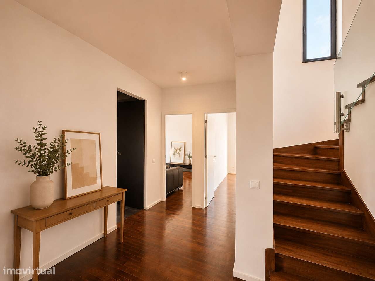 Apartamento T5 Duplex | A poucos passos da St. Julian’s School | Mais-5