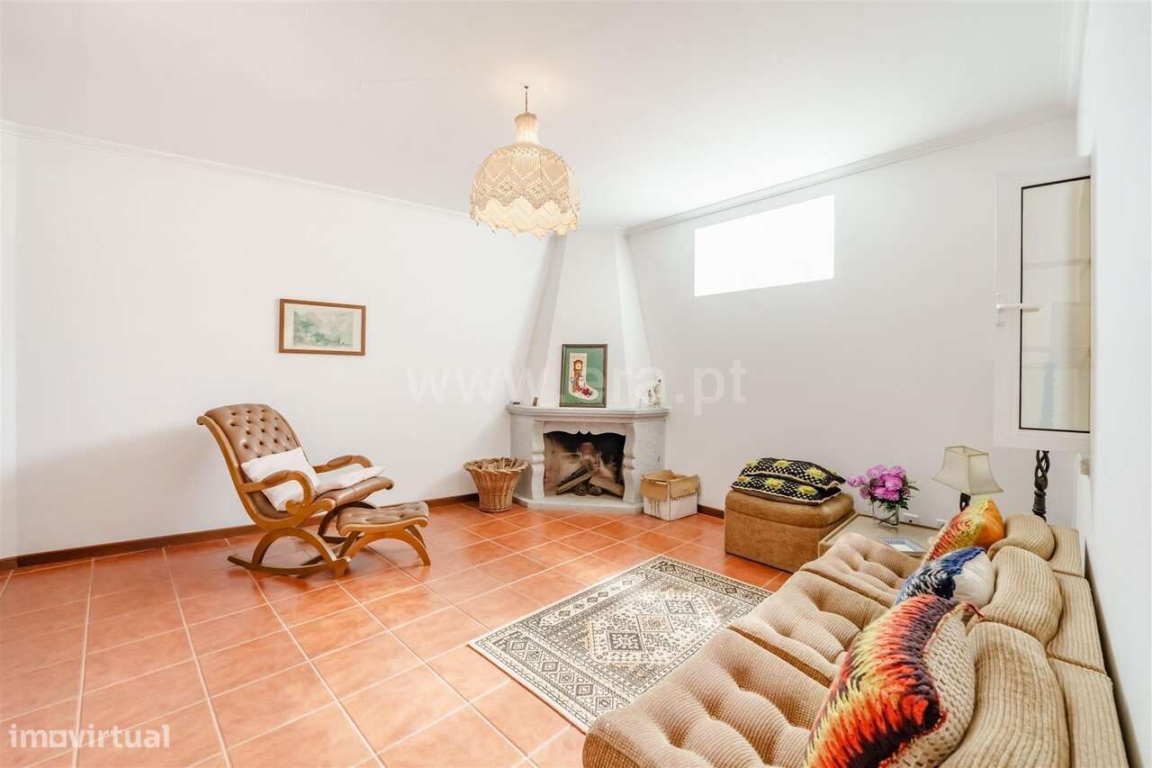 Moradia T4 / Seia, Santiago-14