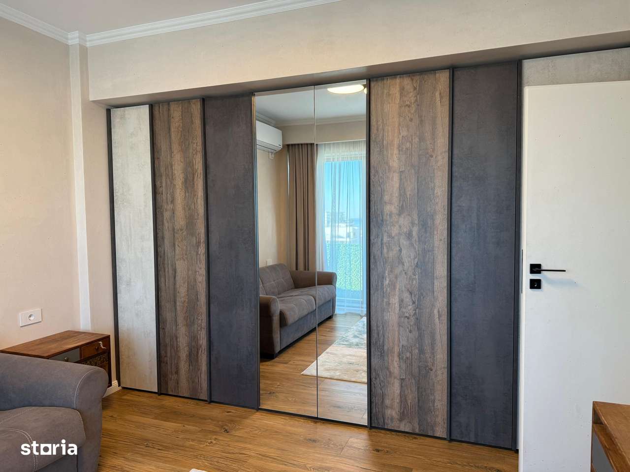 Penthouse 4 camere lux Mamaia Sat-16