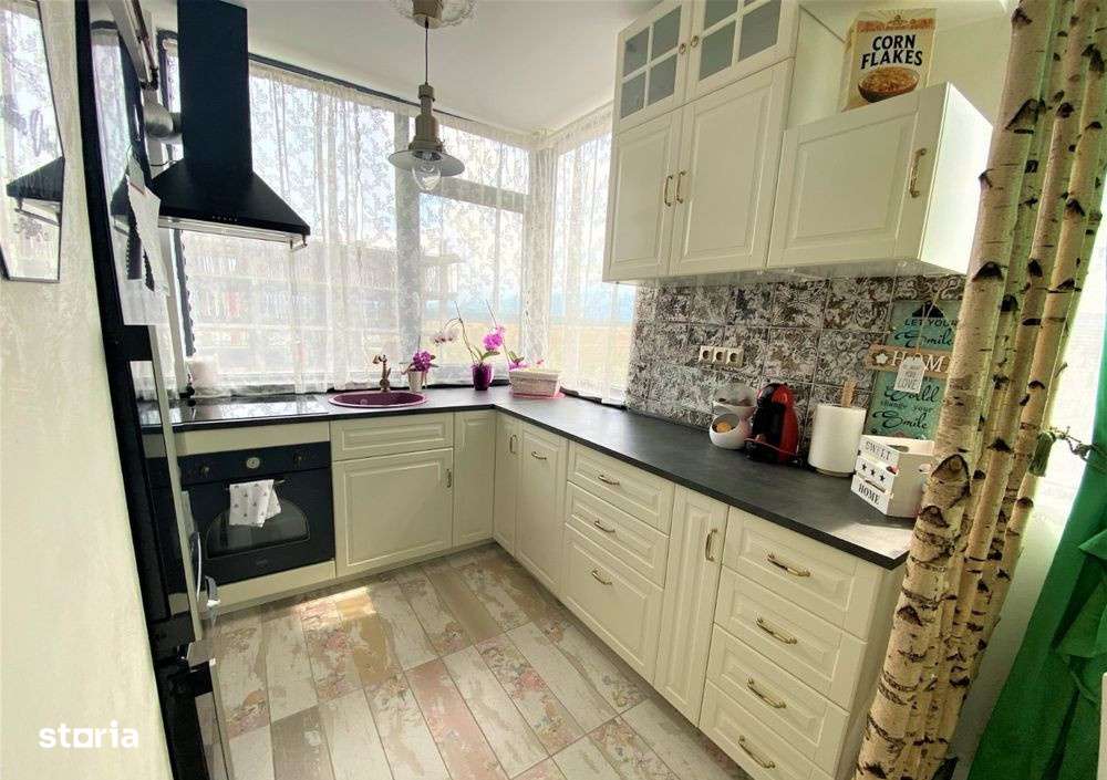 Apartament modern cu 3 camere balcon si parcare privata - Imagine principală: 5/8