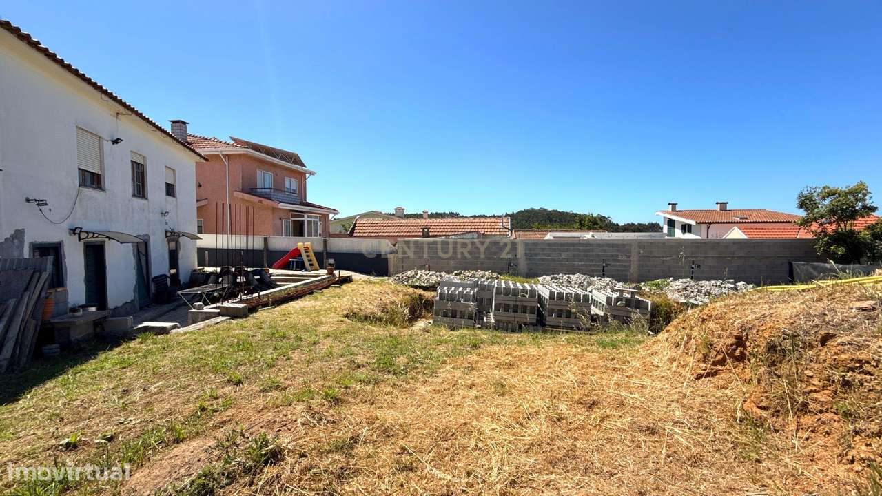Moradia para Remodelação com Projeto Aprovado em São Félix da Marinha--31