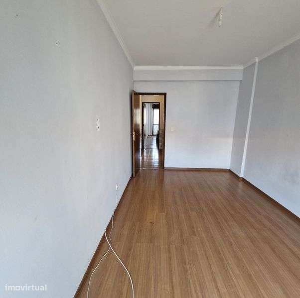 Alugo T2 rio de mouro - Grande imagem: 4/9