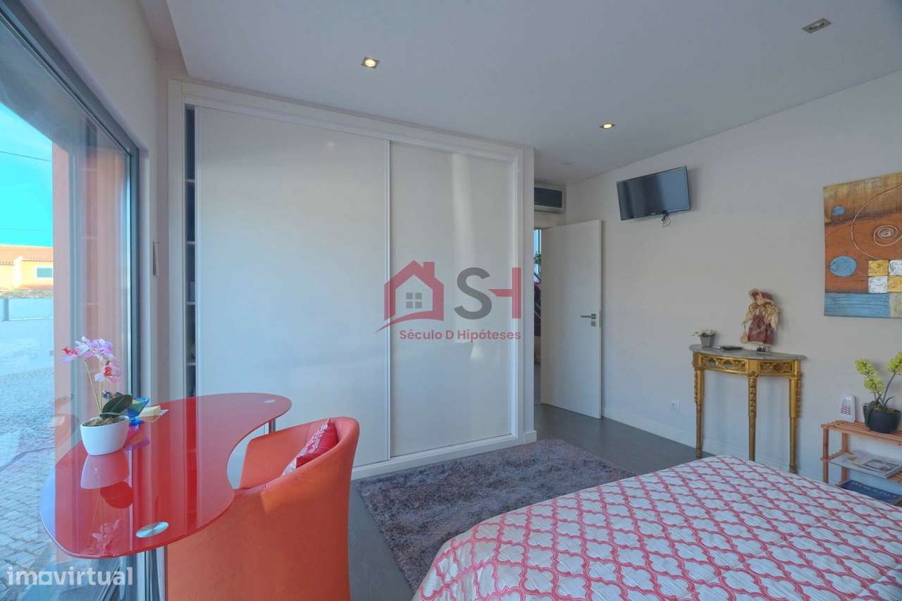 *Deslumbrante Moradia T4, Independente – SILVEIRA  *-10