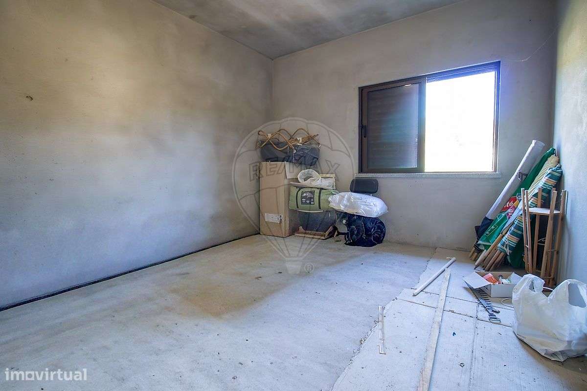 Moradia T4 para venda-18