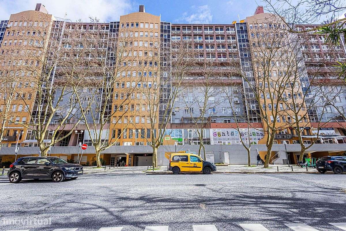 Loja  para arrendamento - Grande imagem: 2/15