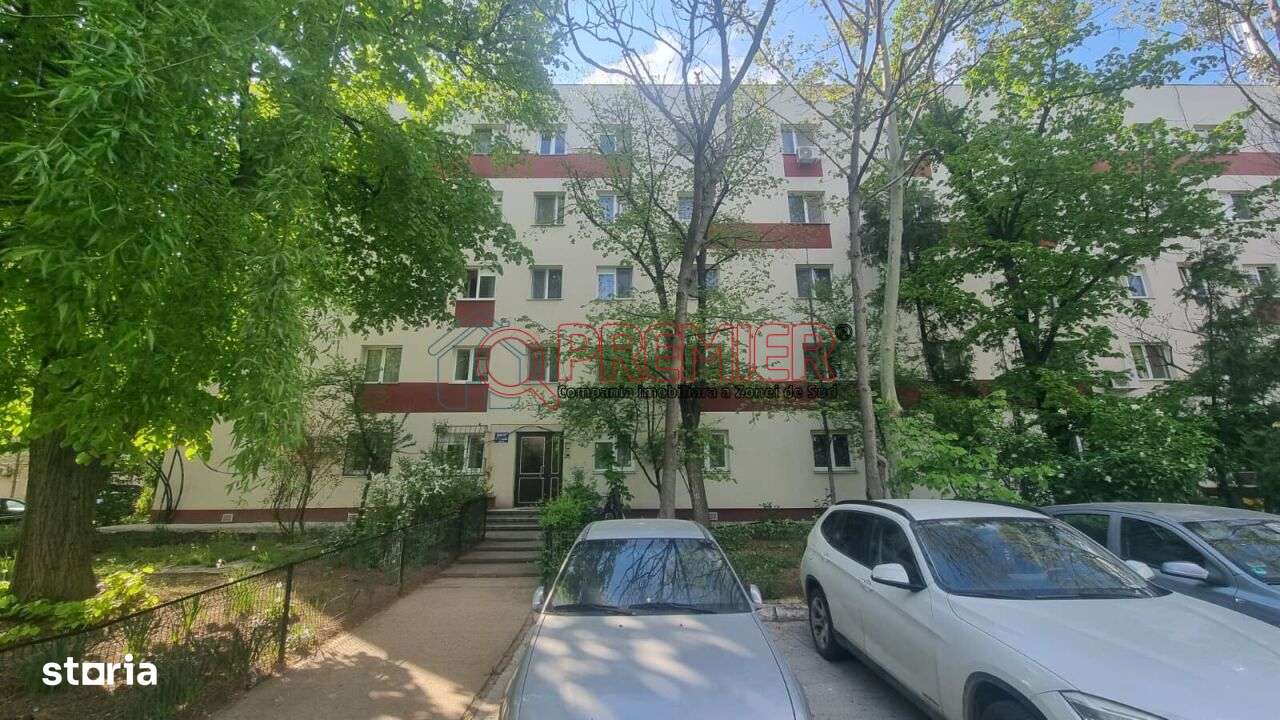 Apartament cu 3 cam - Str Resita