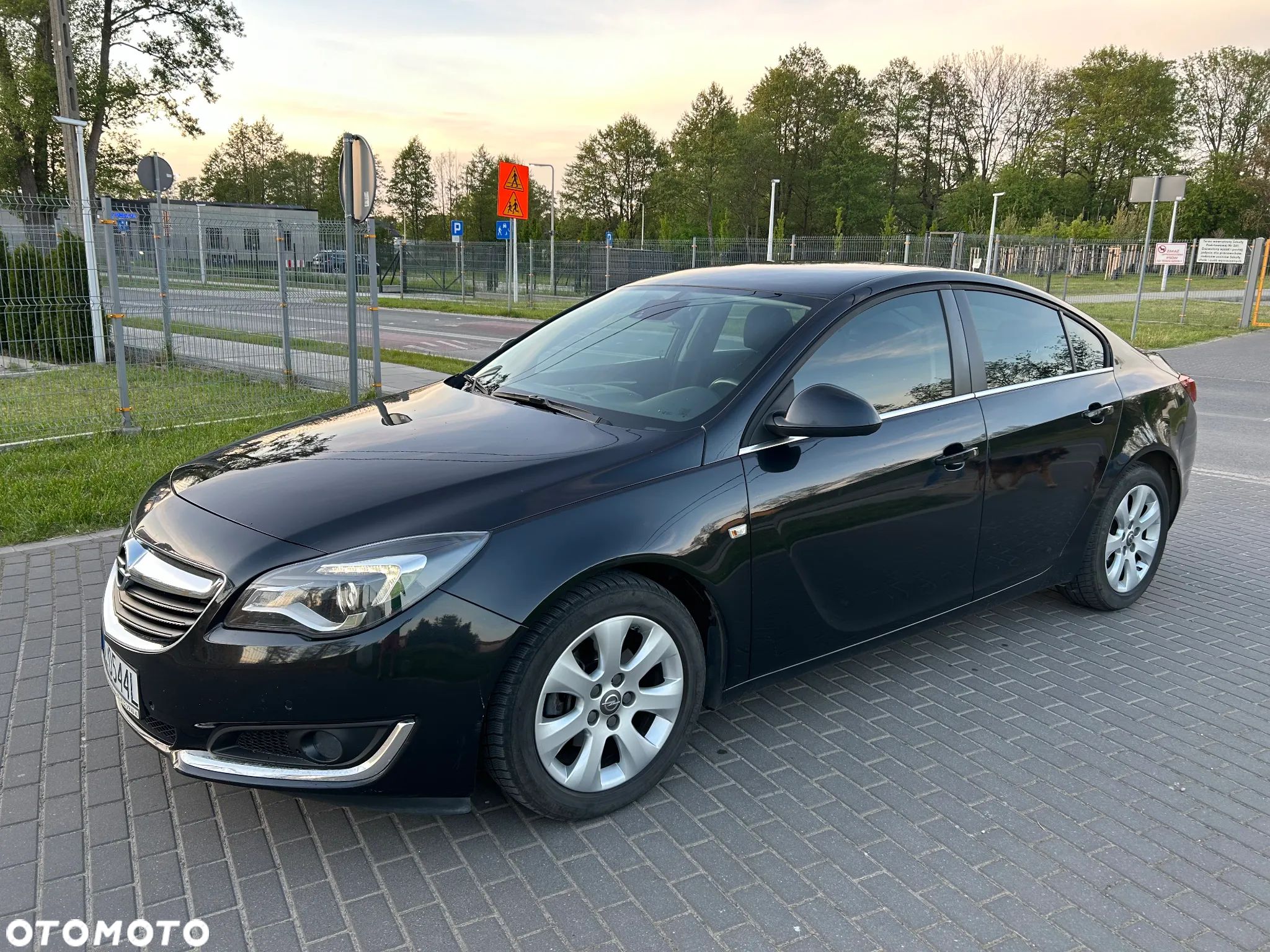 Opel Insignia - 1