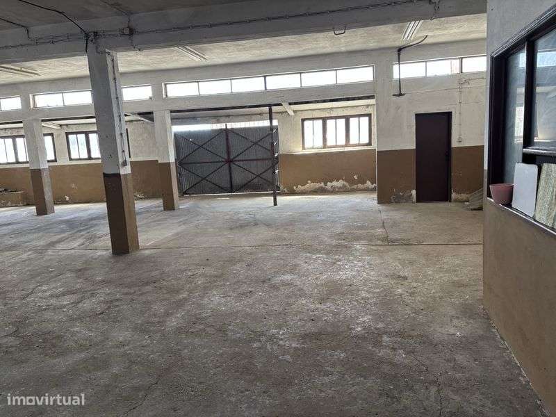 Armazém Polivalente - Grande imagem: 4/12