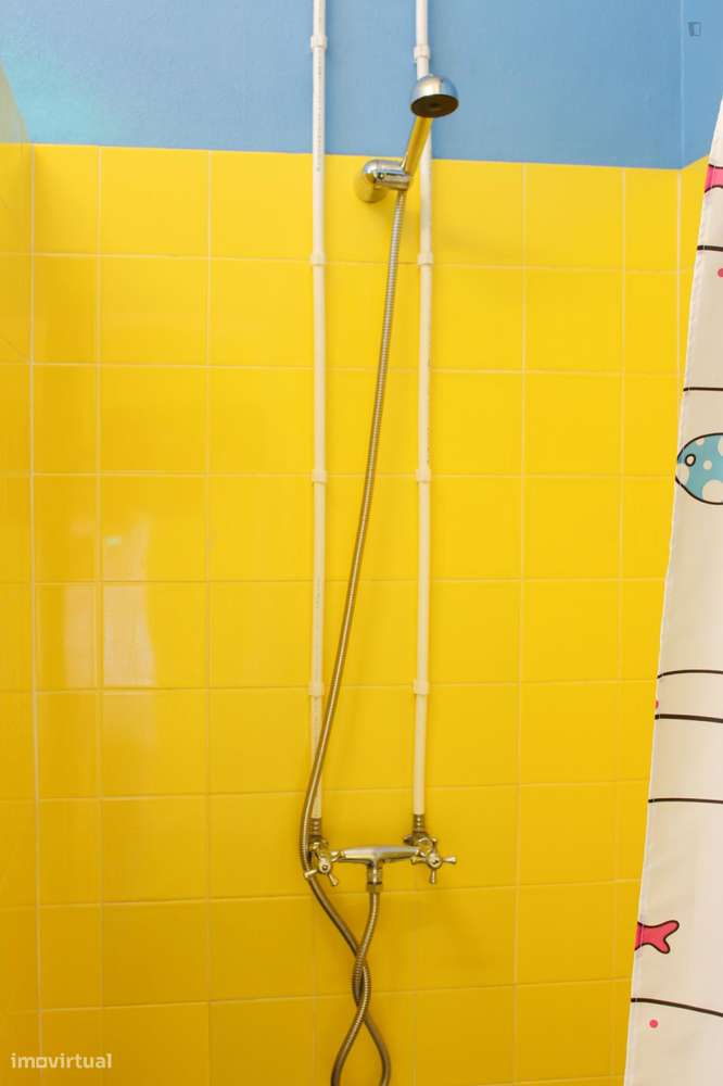 Quarto - localizado em Cidral Coimbra - Grande imagem: 4/10