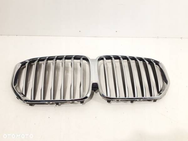 BMW X5 G05 GRILL ATRAPA NERKI CHROM 7454887 - 1