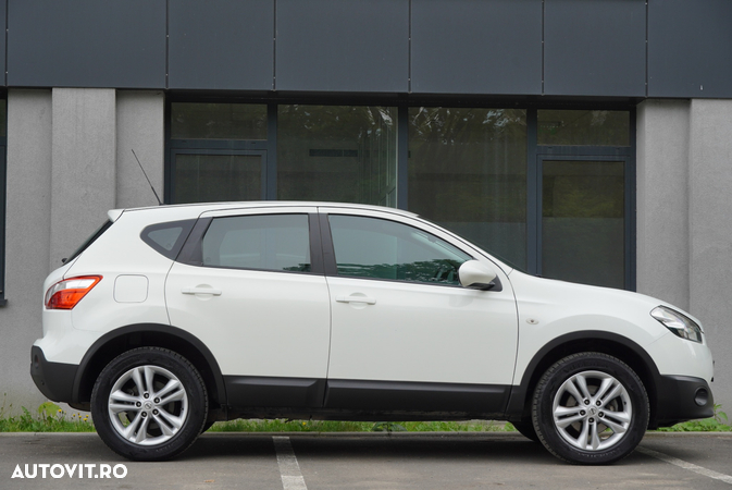 Nissan Qashqai 2.0 4x4 acenta - 5