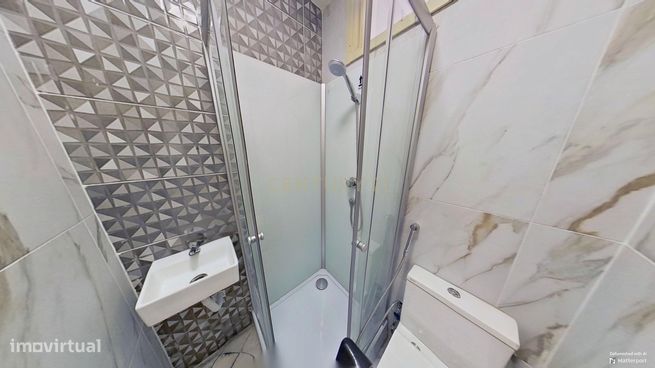 T3 duplex para venda. Porto, Av. Fernão de Magalhães-9