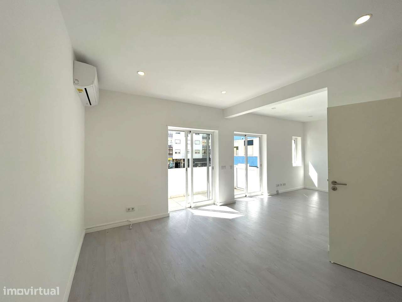 Apartamento Totalmente Remodelado- Paivas-12