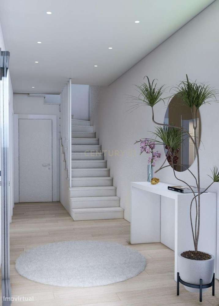 Moradia T4 na Venda do Pinheiro — Elegância, Conforto e Qualidade de V-6