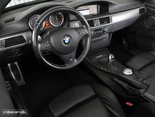 BMW M3 Auto - 14