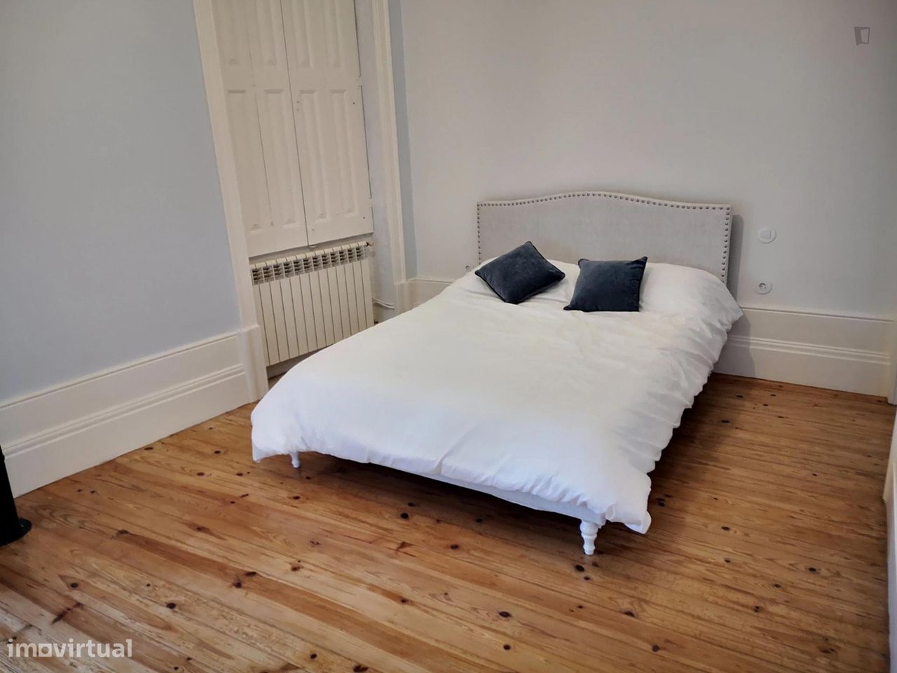 639731 - Bedroom in Porto Vintage Retreat...