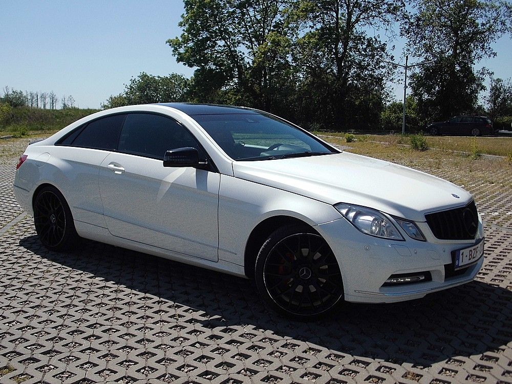 Mercedes-Benz E W212/W207 200 CGI BlueEFFICIENCY Automatik Avantgarde 2012