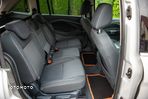 Ford Grand C-MAX - 23