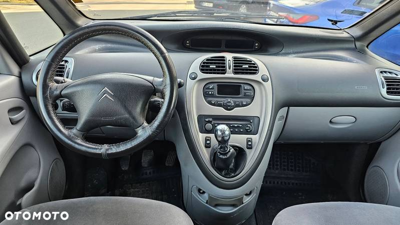 Citroën Xsara Picasso 2.0 HDI Exclusive - 26