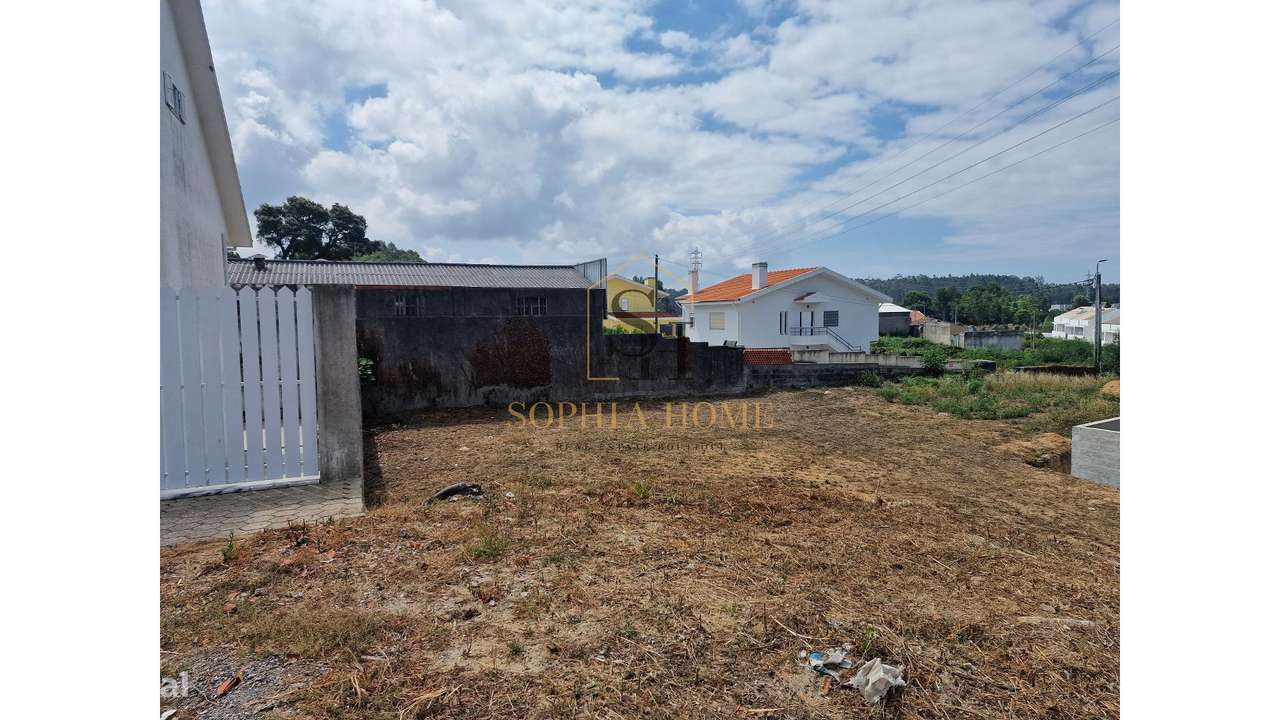 Terreno Construção de Moradia Isolada-7