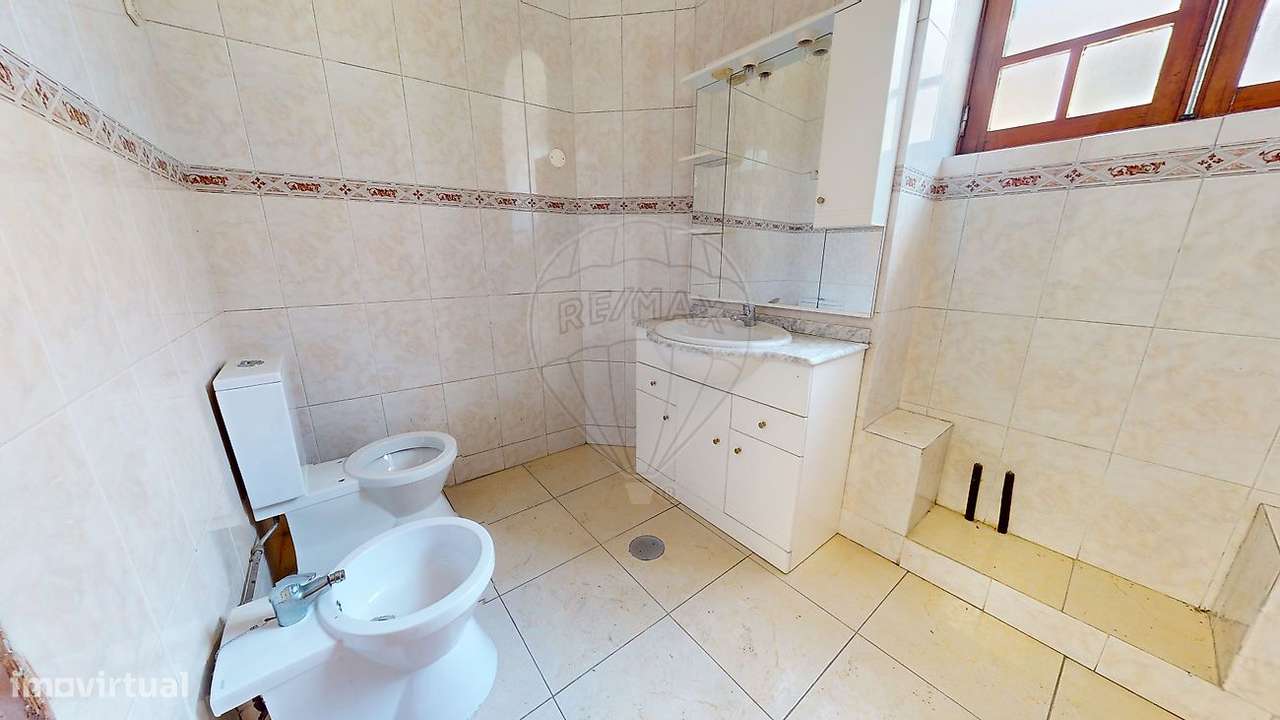 Moradia T6 para venda-34