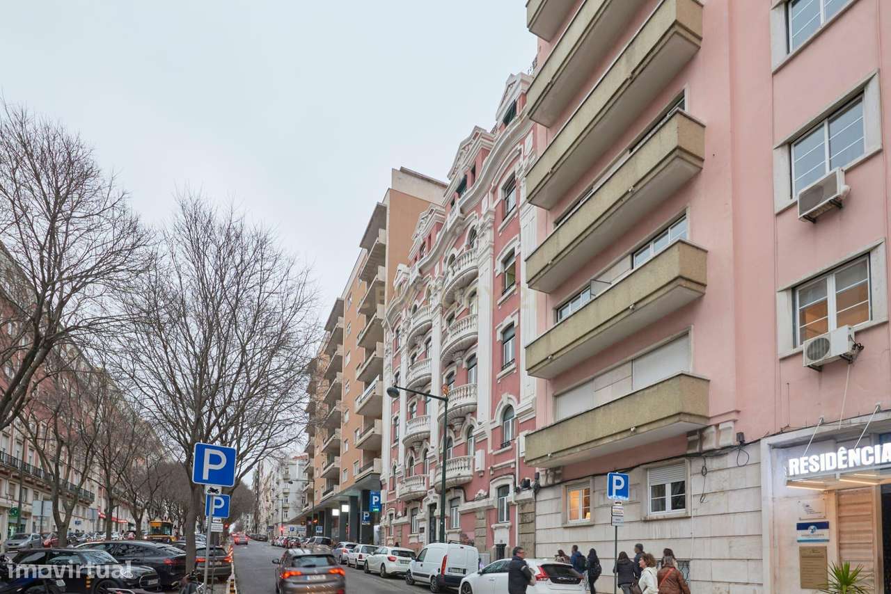 Apartamento T11 com Yield de 8% Lisboa Avenidas Novas - Grande imagem: 1/15