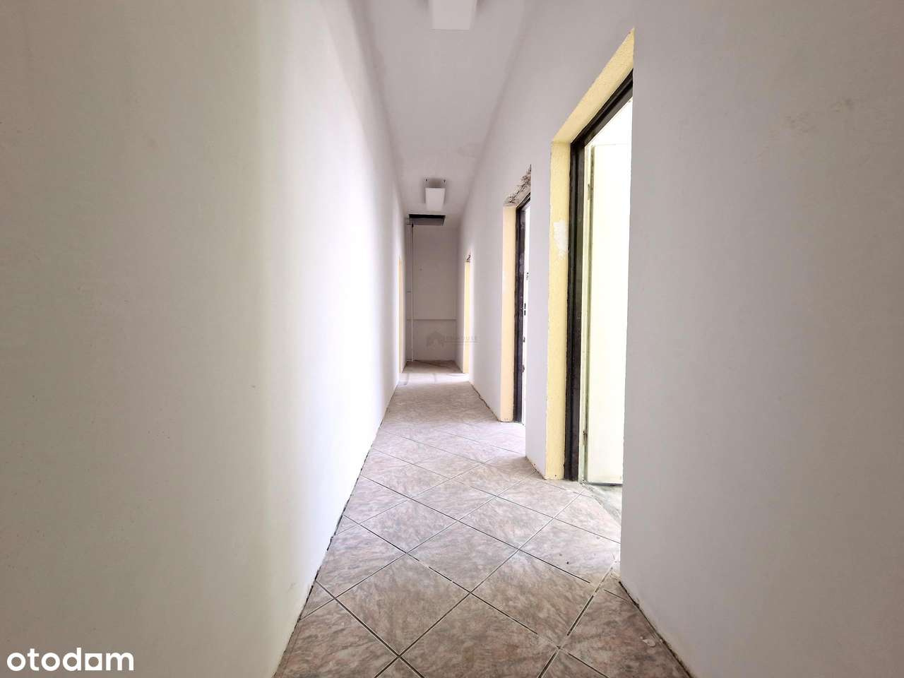 Duży lokal z koncepcja rozbudowy-bez prowizji - Pełny obrazek: 5/8