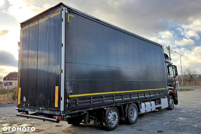 Mercedes-Benz ACTROS 2545 / PRZESTRZENNY 60M3 / 7,75 M / SALON PL - 4