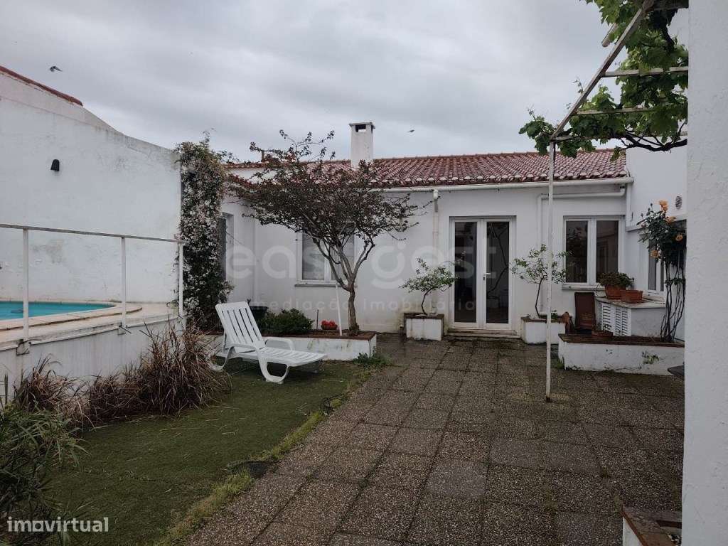 Moradia T8 com piscina localizada em Aljustrel - Grande imagem: 4/43