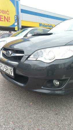 Subaru Legacy Kombi 3.0 H6 - 1