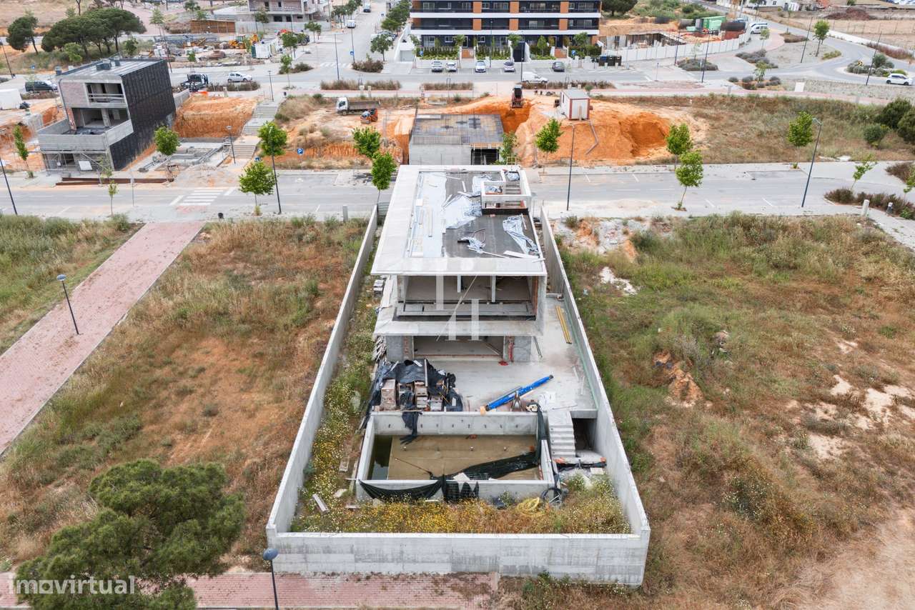 Moradia T3+2 para venda nas Gambelas, em Faro-29
