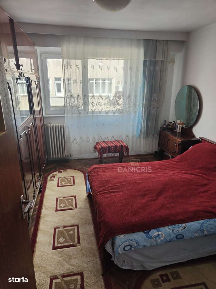 Centru - Apartament 3 camere - Imagine principală: 2/7