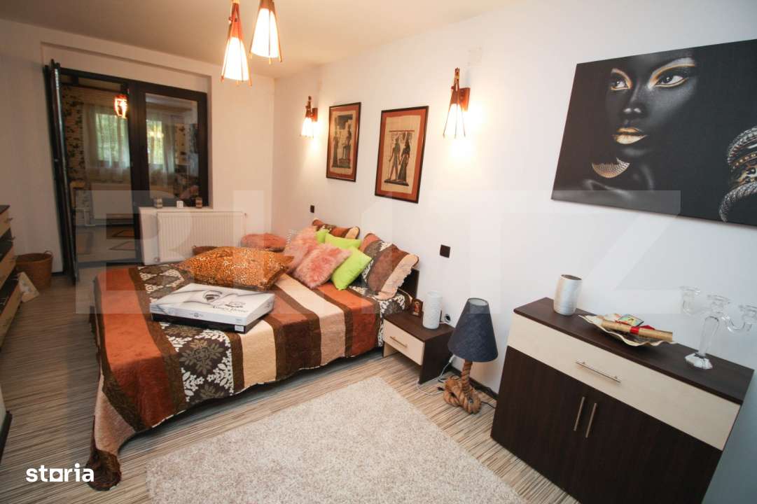 Apartament Ultracentral in Predeal – 2 Camere, vedere la padure, gat - Imagine principală: 1/9