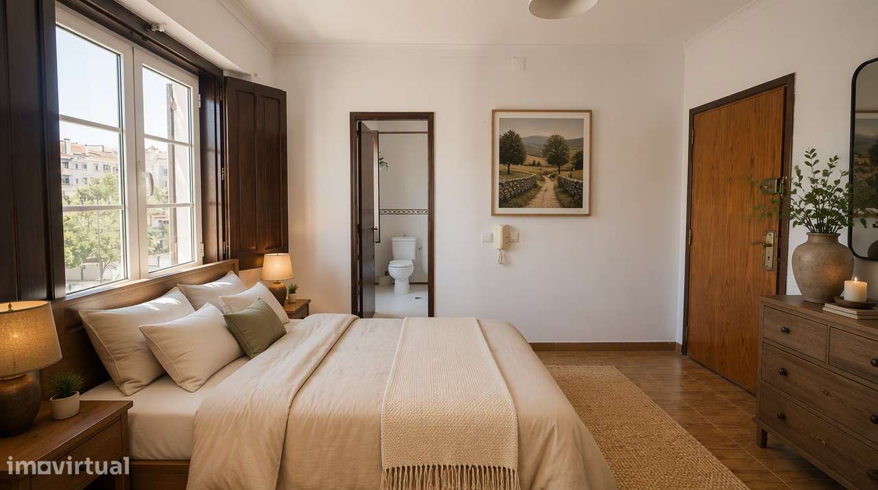 Prédio para investimento em Torres Novas com 3 apartamentos T0 e T1 em-16