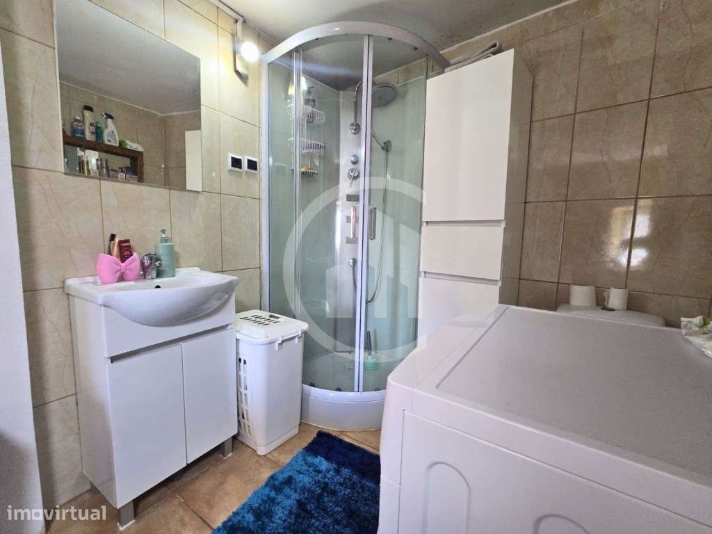 Moradia com Potencial Habitacional e Comercial no Coração Histórico...-8