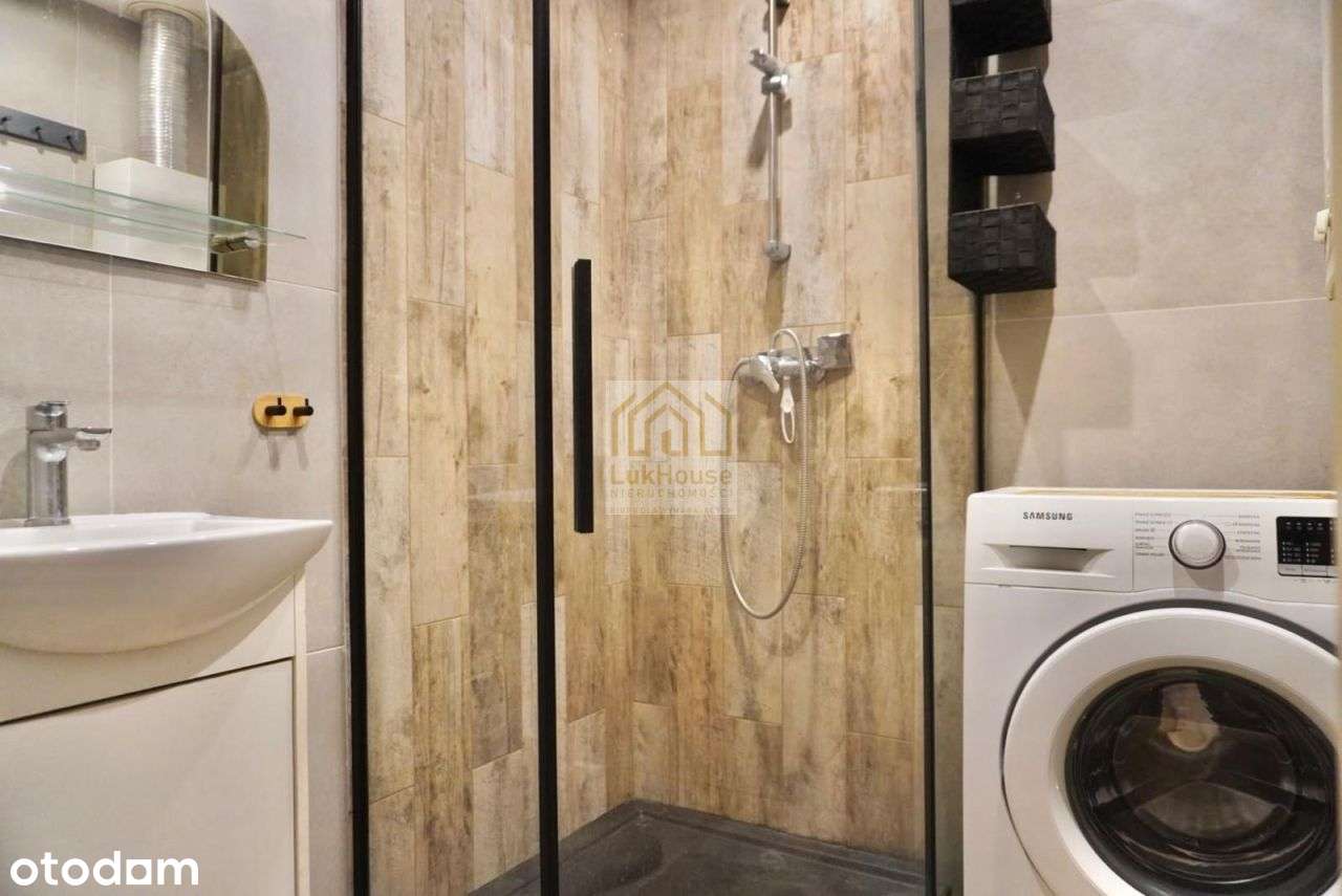 Duże Mieszkanie 3-Pokojowe Z Miejskim Ogrzewaniem-0