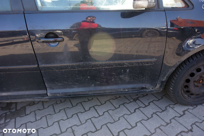 DRZWI PRZEDNIE PRAWE TOURAN I 1T LC9Z  CZARNY VOLKSWAGEN 2003-2006 - 3