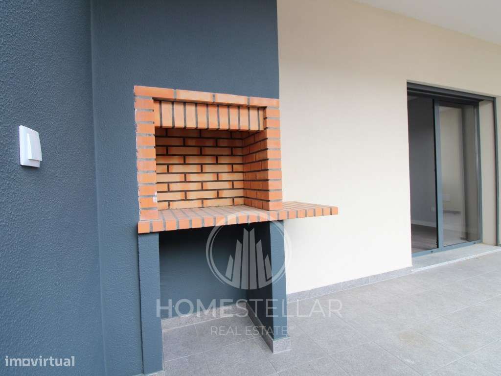 T2 com Parqueamento - Quinta da Fabrica-18