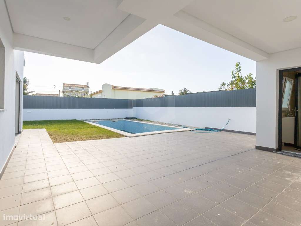 Moradia isolada T5 com piscina Azeitão - Grande imagem: 5/51